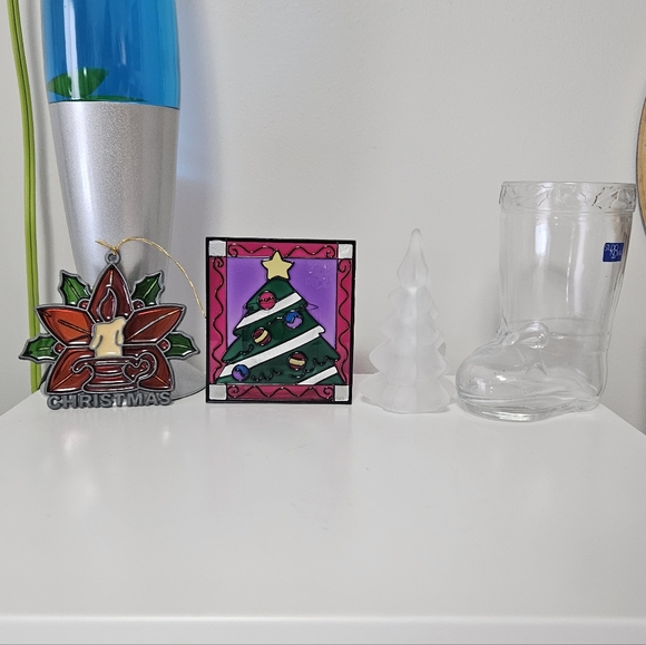 Vintage Christmas Decor Bundle - Picture 1 of 13